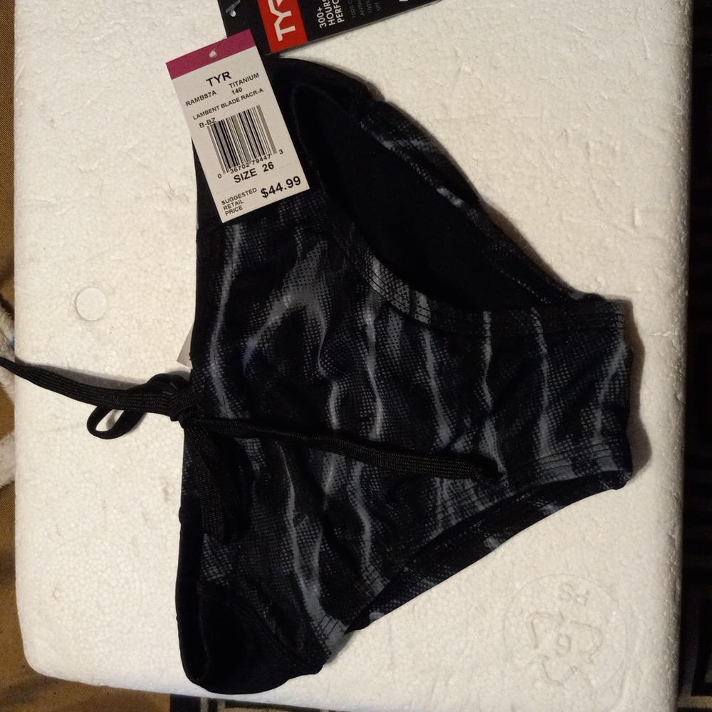 Mens TYR Swim bottoms Black Size 26 titanium lambent blade racr